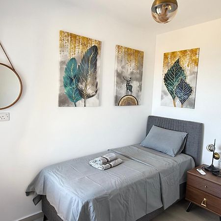 Relaxing Penthouse Suites By The Sea Vokolidha ภายนอก รูปภาพ