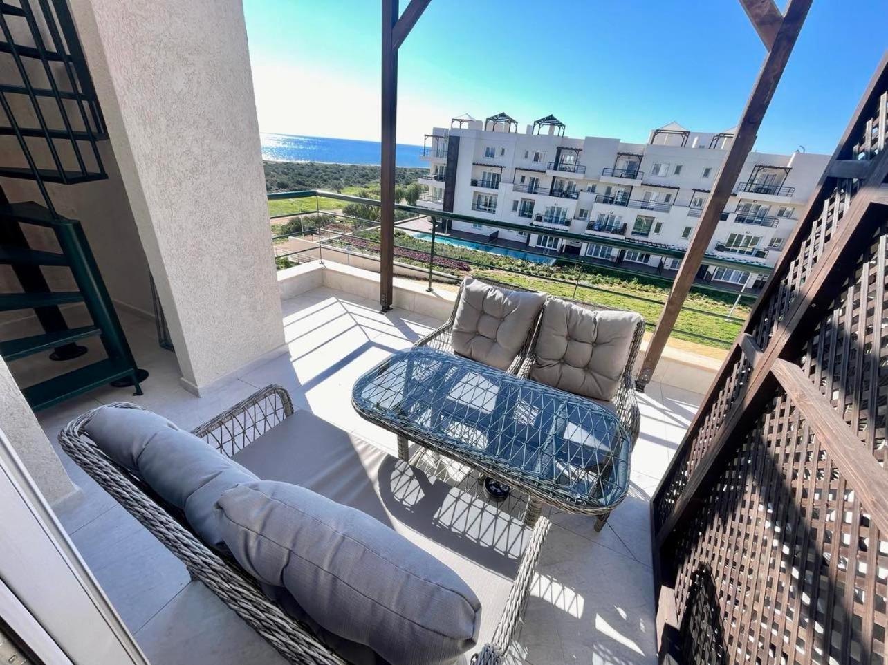 Relaxing Penthouse Suites By The Sea Vokolidha ภายนอก รูปภาพ