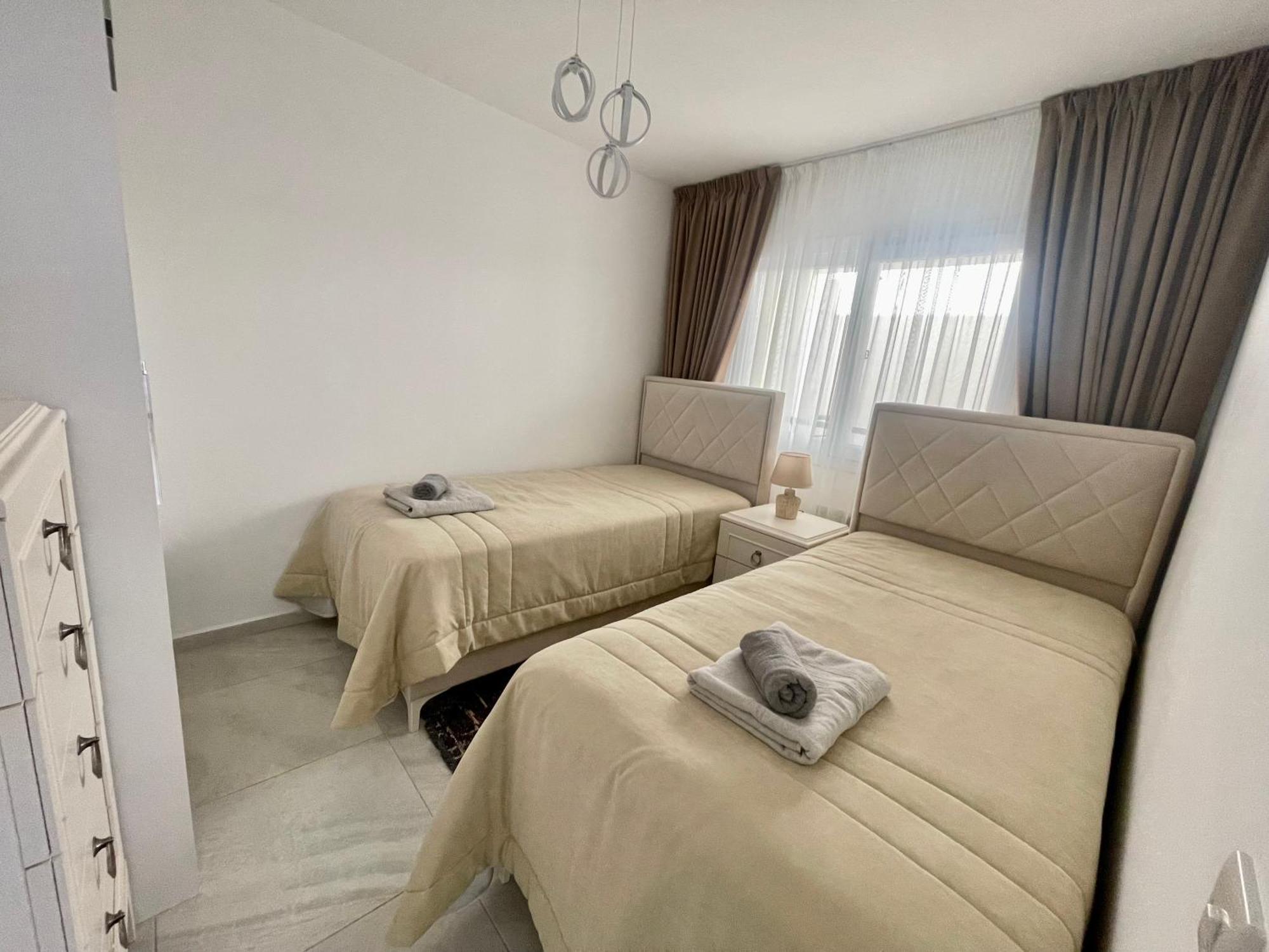 Relaxing Penthouse Suites By The Sea Vokolidha ภายนอก รูปภาพ