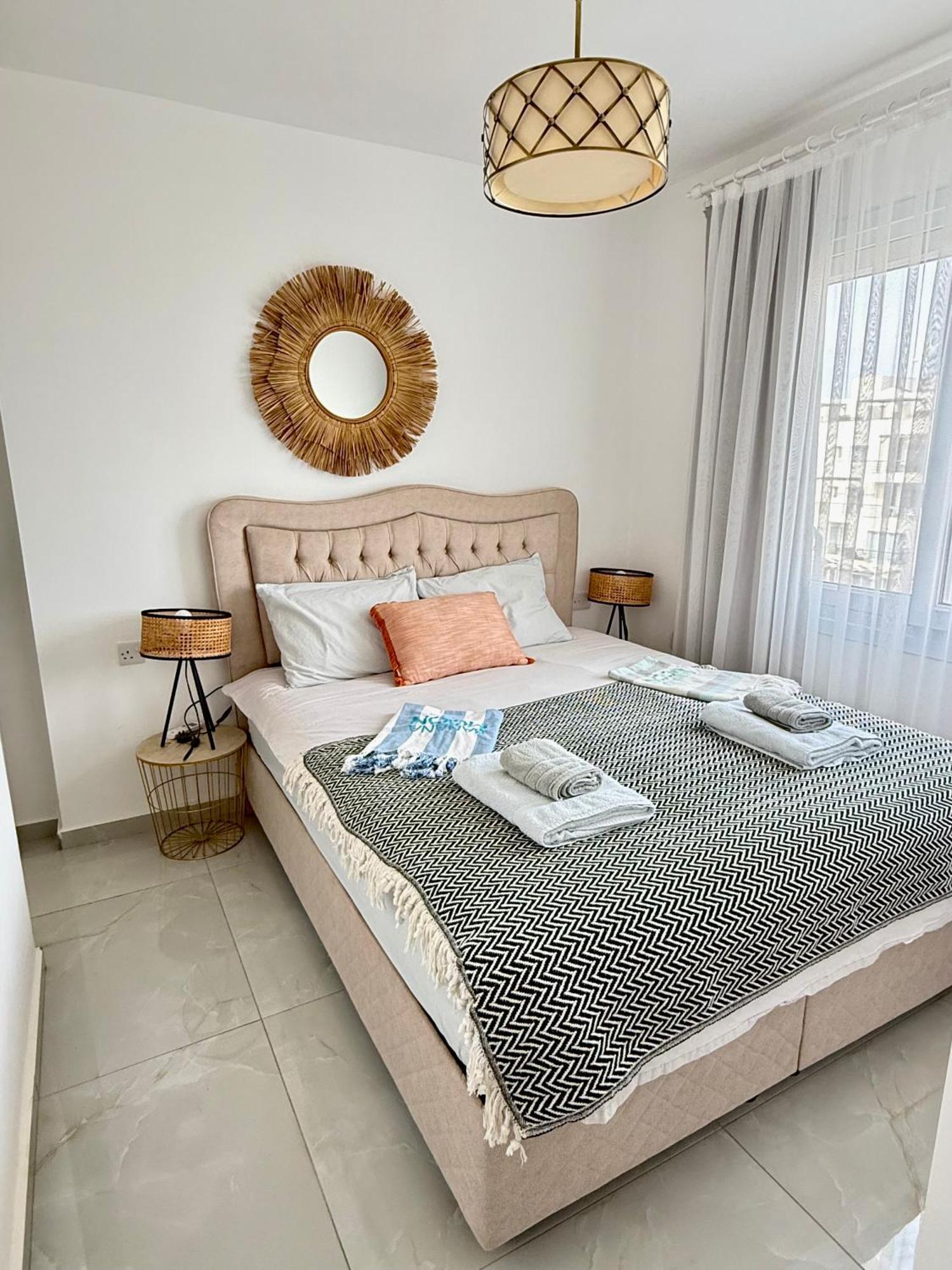 Relaxing Penthouse Suites By The Sea Vokolidha ภายนอก รูปภาพ