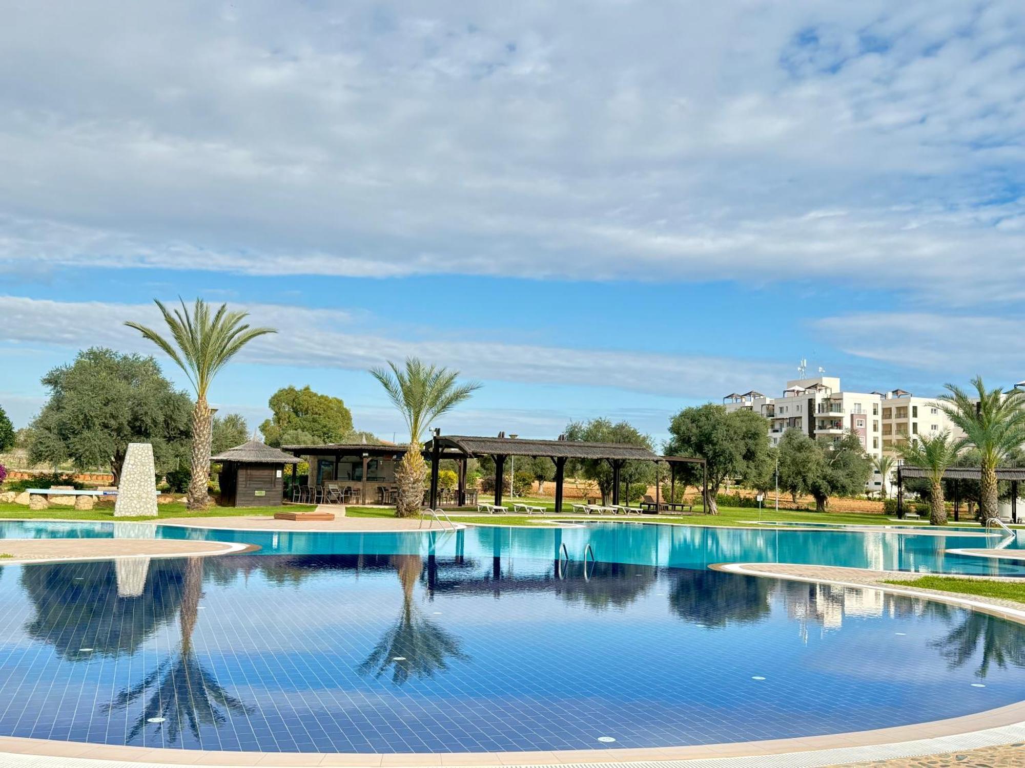 Relaxing Penthouse Suites By The Sea Vokolidha ภายนอก รูปภาพ