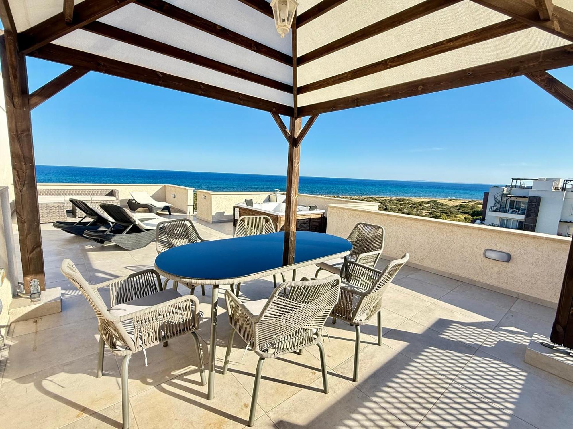 Relaxing Penthouse Suites By The Sea Vokolidha ห้อง รูปภาพ